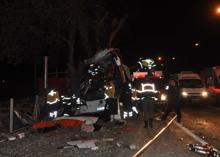 Gezi otobüsü kaza yaptı: 11 ölü, 46 yaralı