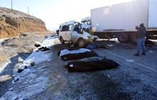 Van'da minibüs ile kamyon çarpıştı: 8 ölü