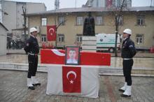 Yüksekova'da polis aracı, zırhlı araca çarptı; 1 şehit, 2 yaralı