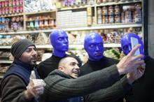 Blue Man Group İstanbul sokaklarında