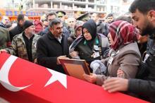 Şehit Astsubay Şahin'i Samsun'da 8 bin kişi uğurladı