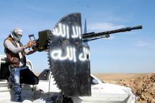 Menbiç sınırında eller tetikte