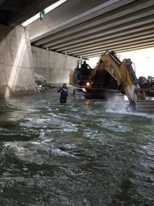Derede kaybolan polis, 58'i dalgıç 430 kişi ve helikopterle aranıyor