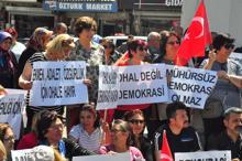 CHP'lilerden OHAL'e karşı oturma eylemi