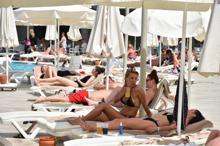 Marmaris sahilleri doldu