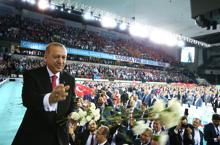 Cumhurbaşkanı Erdoğan müjdeleri peş peşe sıraladı