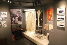 106 yıllık gelinlik Samsun'da sergileniyor