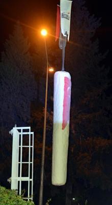 Patenti, 8 tonluk Türk Bayrağı motifli dondurma şovuyla kutladılar