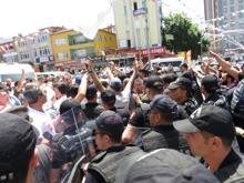 Servisçilerin eylemine biber gazlı müdahale