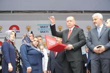 Şehit Eren Bülbül'ün annesi eski evinden ayrılamıyor