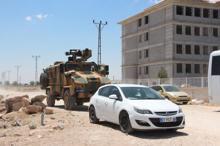 Suruç’ta havaya ateş açılarak durdurulan otomobilde 4 çuval oy pusulası ele geçti