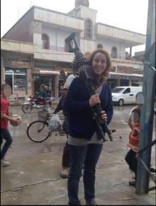 Tutuklanan şarkıcının telefonundan, Karayılan ve teröristlerle çekilmiş fotoğrafları çıktı