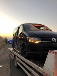 TEM’de feci kaza! TIR’dan kopan tekerlek camdan girdi: 1 ölü, 4 yaralı