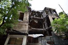 Tarihi konak çökmek üzere, çevre sakinleri endişeli