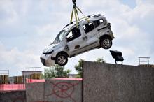 Ümraniye'de istinat duvarı çöktü