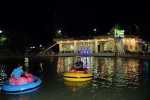 Musul'un bir yanında enkaz, bir yanında renkli gece hayatı