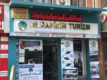 Fatih'te 'Türkçe tabela' kuralına uyulmuyor