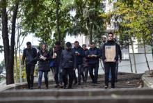 Orhan Veli'yi 10 kilometre boyunca şiirlerle andılar