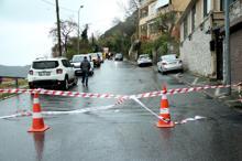 Sarıyer'de yol çöktü