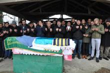 Lösemi teşhisi konulduktan 10 gün sonra ölen Melih, toprağa verildi