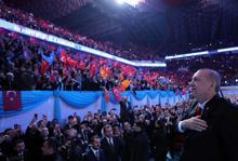 AK Parti'nin İstanbul Belediye Başkan adayları açıklandı