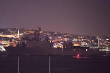 ABD savaş gemisi İstanbul Boğazı'ndan geçti