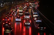 İstanbul'da yağmur ve trafik yoğunluğu