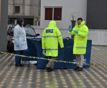 Lüks sitenin bahçesinde sır ölüm