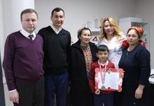 7 yaşındaki Türkmen çocuk ilk kez Türkiye'de duydu