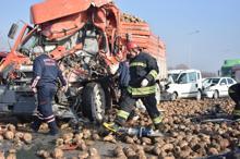 Konya'da, sisli yolda zincirleme kaza: 1 ölü, 5 yaralı