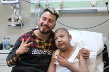 Enes Batur ve oyuncak hayali gerçekleşen lösemili Adnan, yaşama tutunamadı
