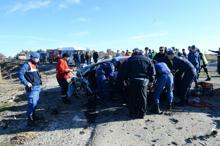 Karşı şeride geçti faciaya neden oldu: Aynı aileden 4 kişi öldü