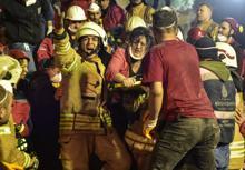 İstanbul'da facia! 8 katlı bina çöktü