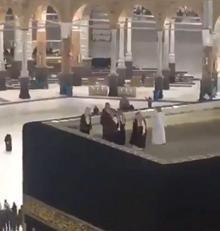 Veliaht prensin Kabe'deki bu görüntüleri tepki çekti