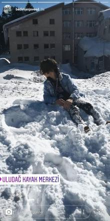 Uludağ yolunda tur otobüsü devrildi: Yaralılar var