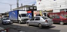 Seyir halindeki otomobile kurşun yağmuru