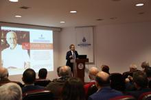 Sinan Genim 54 yıllık fotoğraf arşivini Atatürk Kitaplığı’na bağışladı