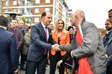 Beylikdüzü Belediye Başkanı Çalık mazbatasını aldı