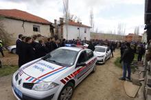 CHP lideri Kemal Kılıçdaroğlu'na şehit cenazesinde saldırı