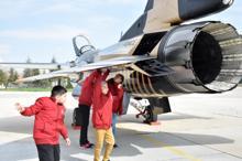 Teknofest, 23 Nisan coşkusunu çocuklarla göklere taşıdı