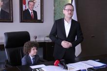 Başkan Kartoğlu, koltuğunu ilkokul öğrencisine devretti