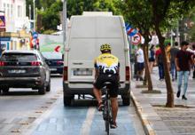 Bisiklet yolları işgal altında