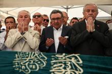 Aydın Doğan'ın ablası son yolculuğuna uğurlandı