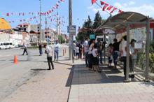 Otobüs beklerken durakta matematik öğrenilecek