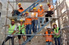 Asırlık bina, kendi enerjisini üretecek