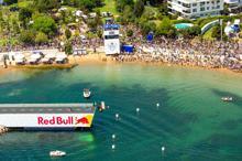 Red Bull Uçuş Günü unutulmaz görsel şölen sundu