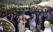 Cüneyt Cebenoyan son yolculuğuna uğurlandı! 'Sevmesi kolay, anlaması zordu'