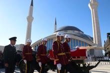 En zor bayram! Şehit uzman çavuş gözyaşlarıyla toprağa verildi