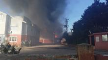 Gebze’deki yangın, fabrikalara sıçradı