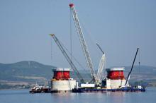 1915 Çanakkale Köprüsü'nün ayakları yükseliyor